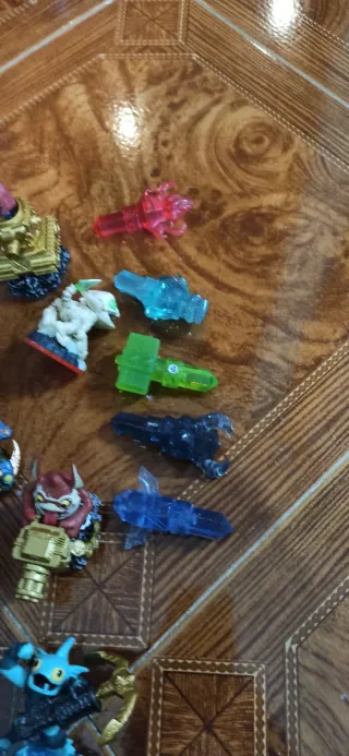 Juegos Skylanders WII, portales, figuras y más.