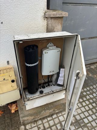 SOLUCIONES EN ALBAÑILERÍA Y EN FIBRA ÓPTICA