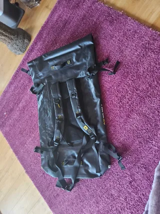 Mochila de pesca impermeable