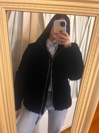 Plumífero de terciopelo negro Massimo Dutti