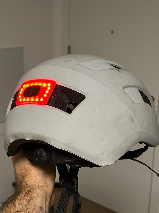 Casco bici/patinete gris