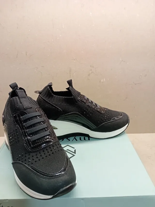 Zapatillas altas de Mysoft Negras Mujer.