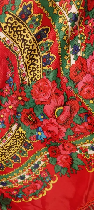 Lote de picos y mantones flamencos