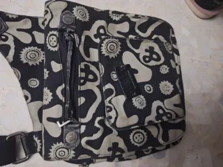 Bolso de cintura estampado
