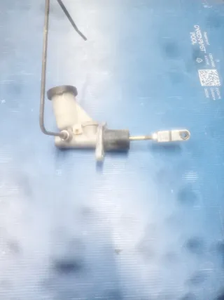 Bomba Embrague Terrano 125