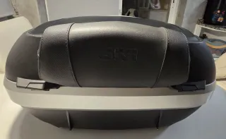 Topcase Givi V47 Monokey System