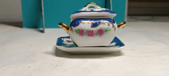 Zuppiera miniatura oro azzurro