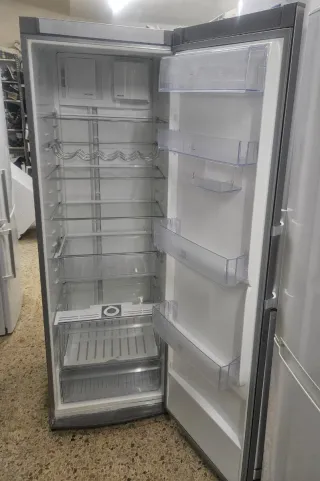 Nevera SOLO Electrolux No Frost 1.85x60