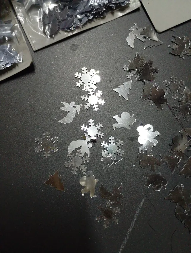 Confetes de Natal Figuras Variadas