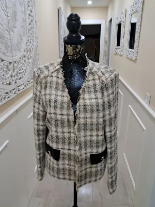 Blazer Mujer Dorado negro