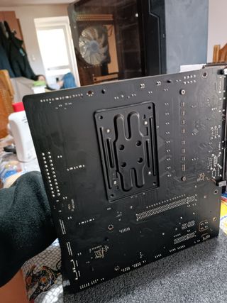 ASRock B650M-HDV/M.2 (reparada)