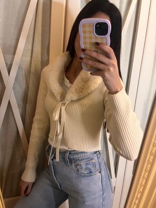 Chaqueta Zara cuello pelo beige