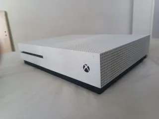 Xbox One S Blanca