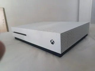 Xbox One S Blanca