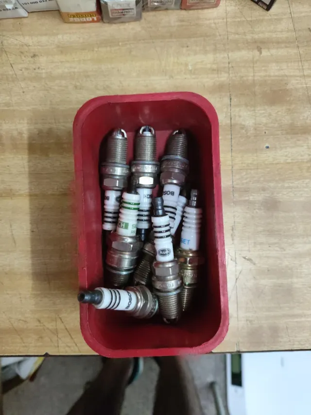 Lote 210 Velas Diversas Classic & Racing Oficina