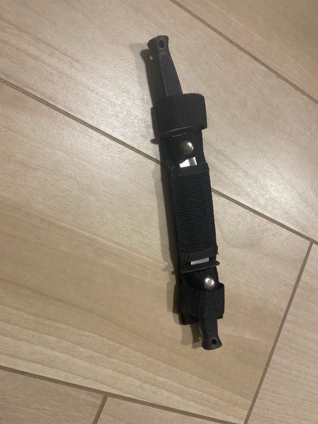 Coltellino con fodero