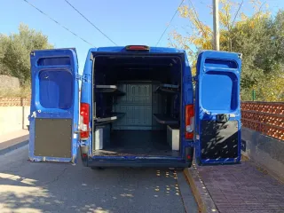 Estanterías de hierro para furgoneta