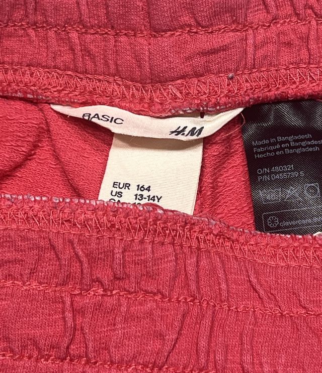 Pantalón corto deportivo niña rojo