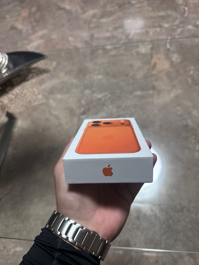iPhone 17 Pro Naranja Precintado no negociable