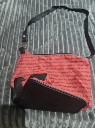 Bolso Emporio Armani Rojo y Negro