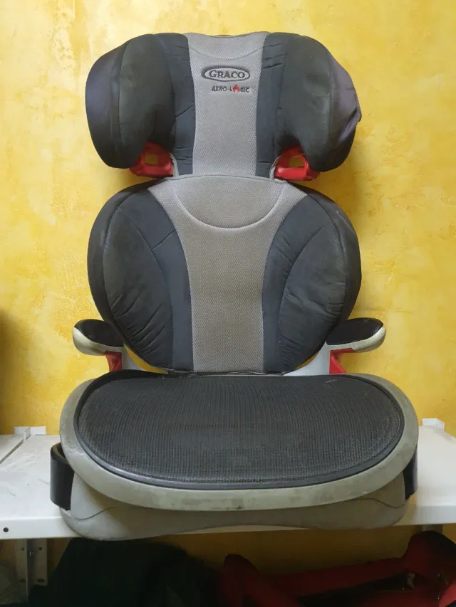 Elevador infantil Graco Aero-Logic