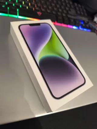 iPhone 14 Pastel Lila