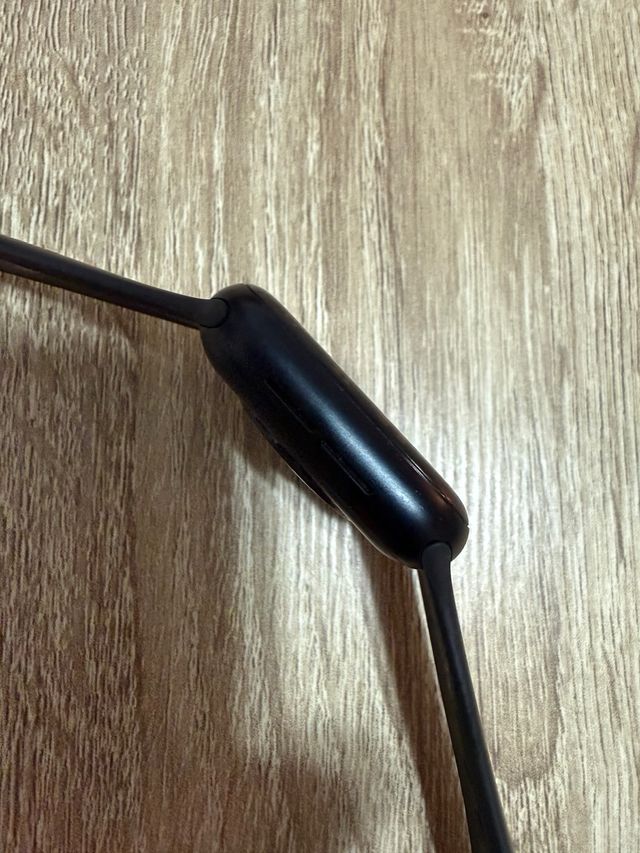 Apple Watch SE 40mm Nero e Bianco