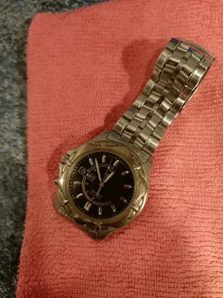 Reloj Seiko Kinetic Plata y Negro