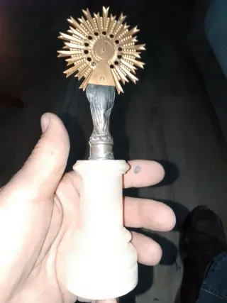 Virgen del Pilar figura religiosa