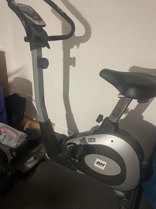 Bicicleta Estática BH Artic