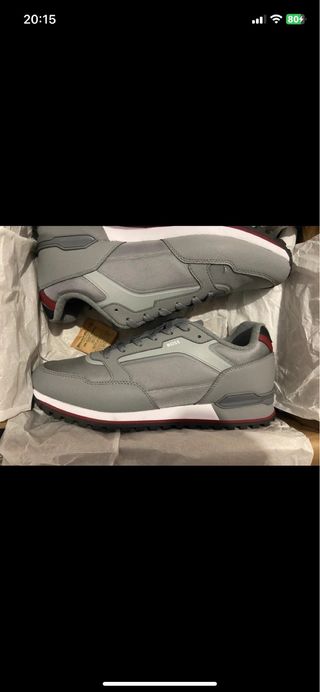 Zapatillas Hugo Boss grises y rojas