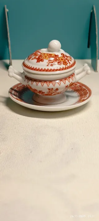 Zuppiera miniatura decorata rosso/giallo