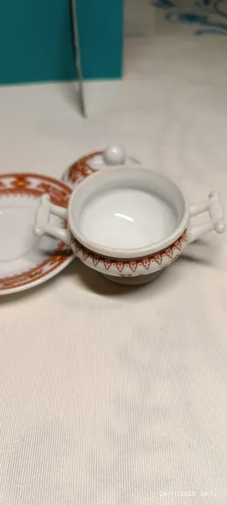 Zuppiera miniatura decorata rosso/giallo