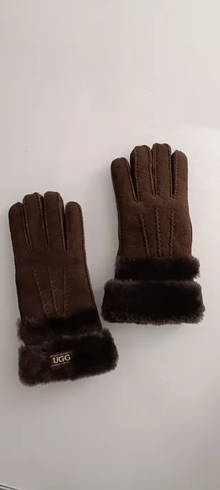Guantes UGG Marrones con Borrego talla L