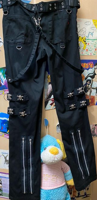 Pantalones negros alternativos con cremalleras