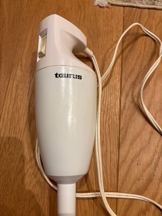Batidora de mano Taurus Antigua