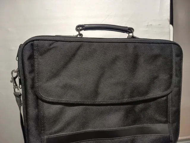 Maletín para portátil de tela reforzado negro