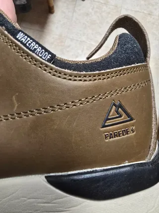 Botas de montaña mujer marrones. De piel. Poco uso