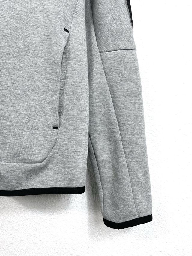 Felpa Nike Tech con cerniera Y2K grigia retrò