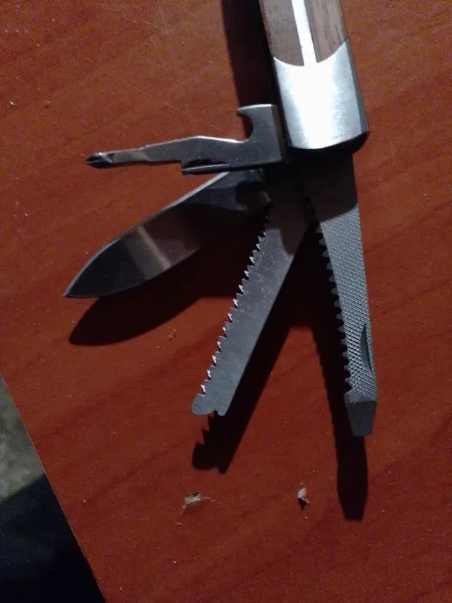 Herramienta Multiusos Hacha Cuchillo