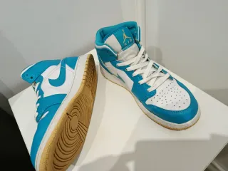 Zapatillas Jordan Air 1 Mid Aquatone