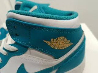 Zapatillas Jordan Air 1 Mid Aquatone