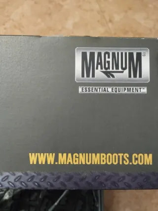 Botas Tácticas Magnum Negras
