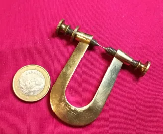 Herramienta Relojero Extractor Tornillos Rotos