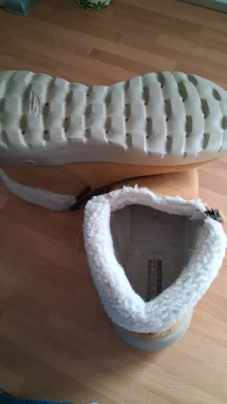 Botas Skechers Talla 37 Beige/Blanco