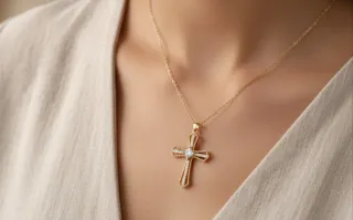 Collar Cruz Circonitas Mujer Dorado Acero