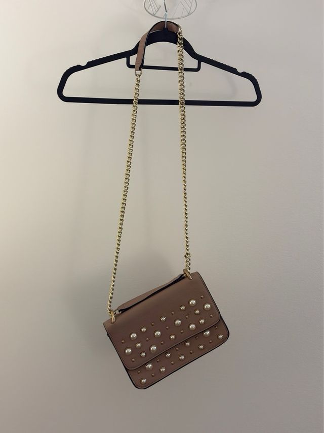 Bolso Parfois rosa palo con perlas