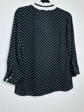 Blusa Zara lunares cuello volante Talla XS