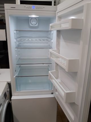 Nevera Liebherr Blanca