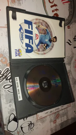 FIFA 2001 PC CD-ROM EA Sports (MAI USATO)